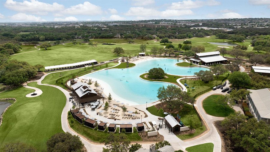 Pool area at Hyatt Regency Hill Country resort